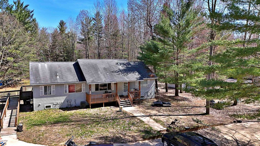 10885 Sw Grand Kal, Springfield township