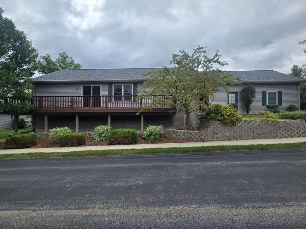 3801 Creekside, Traverse City