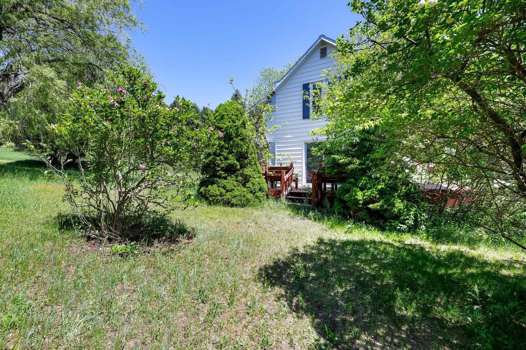 2760 River, Crystal Lake township