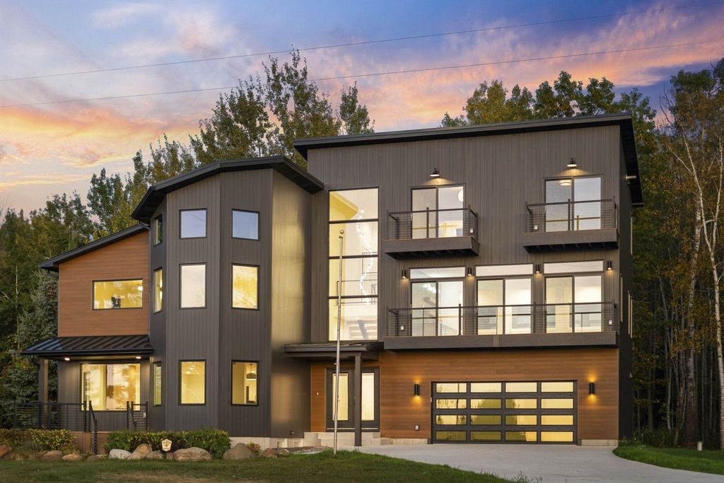 10191 Peninsula, Peninsula township