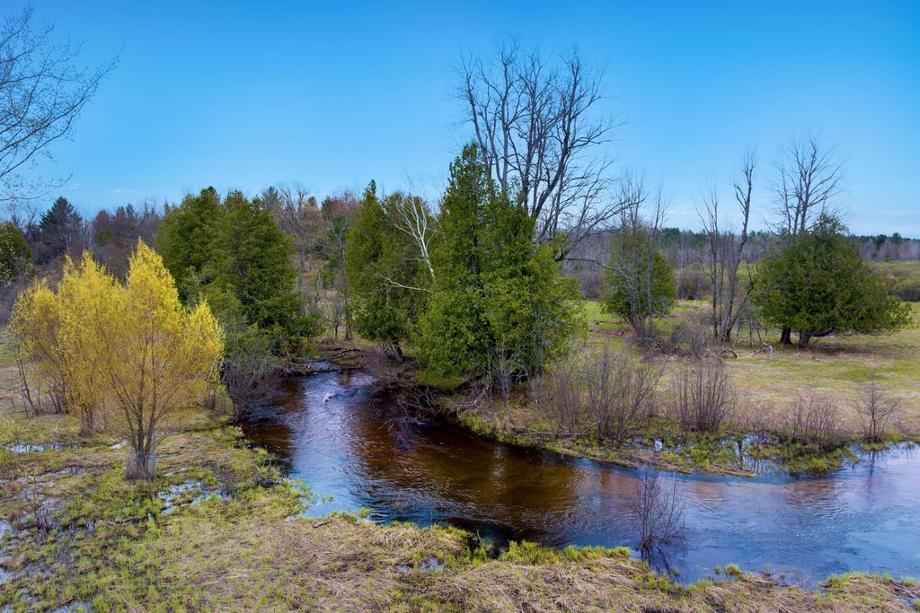 7578 S River Road Sw, Kalkaska township
