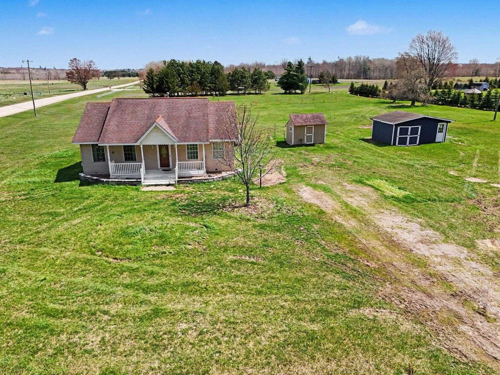 980 N Stevens, West Branch township