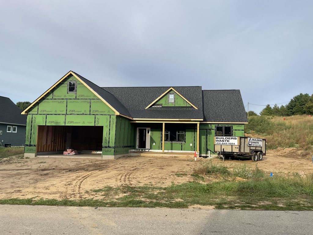 4463 Pine Meadow, Garfield charter township