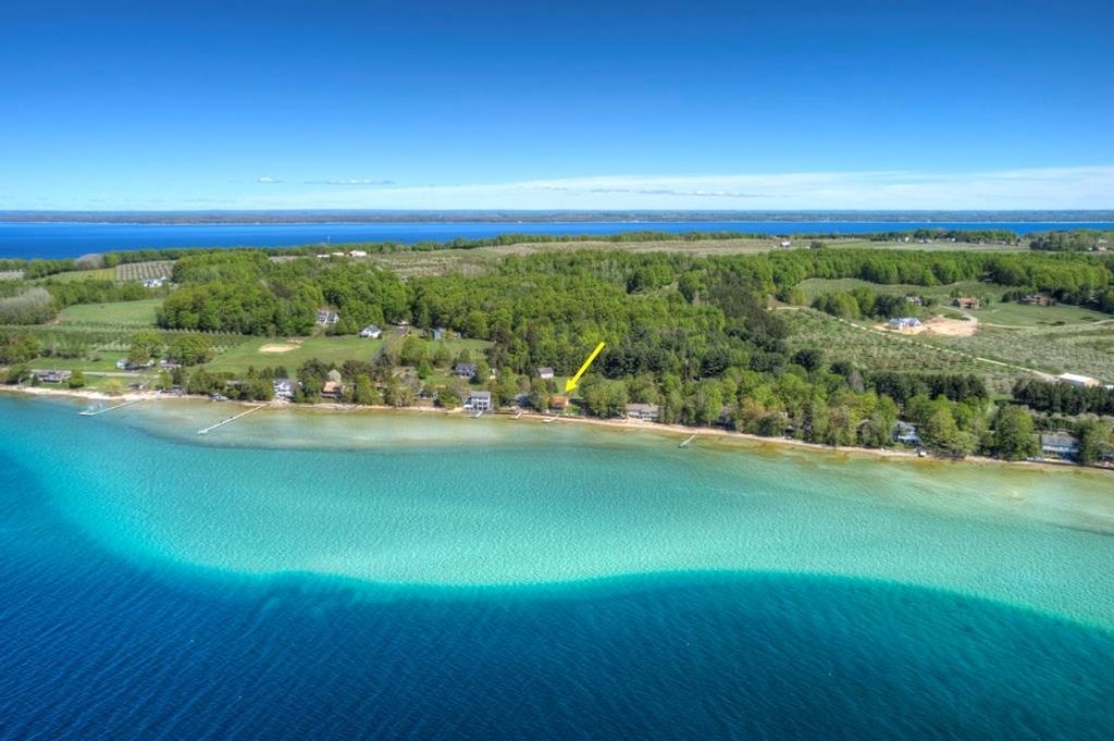 488 S Stony Point, Suttons Bay