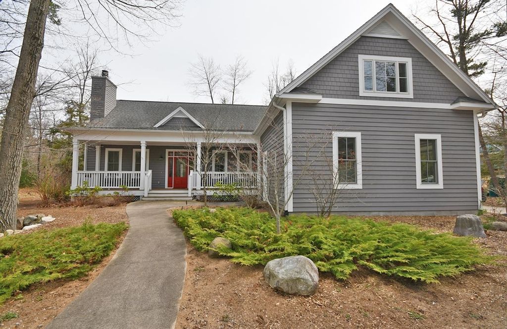 12 Pine, Glen Arbor
