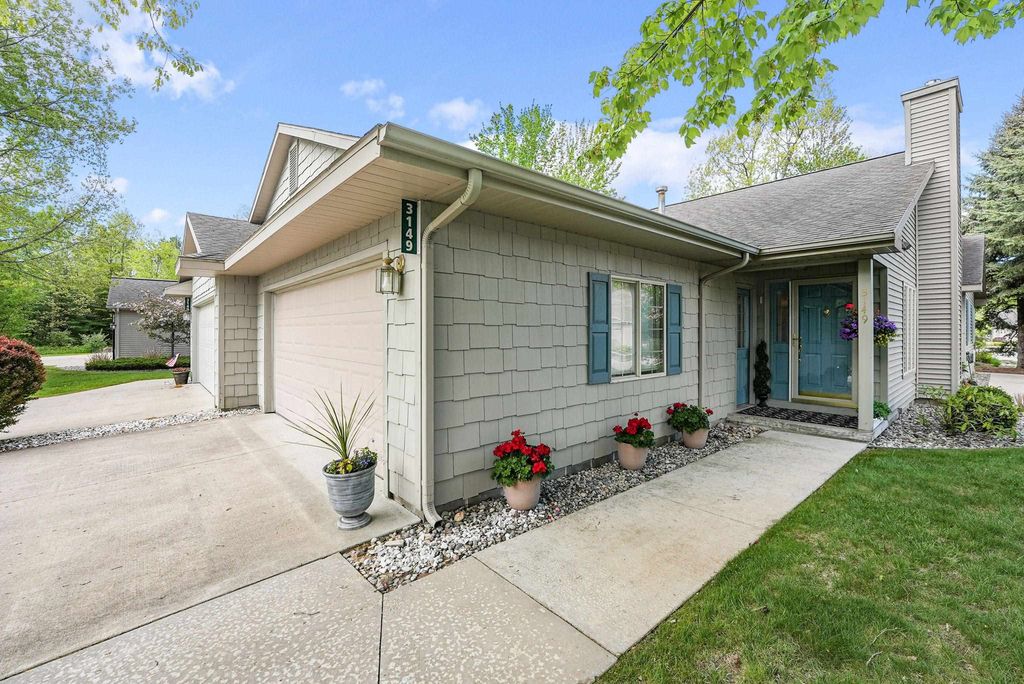 3149 Aspen, Traverse City