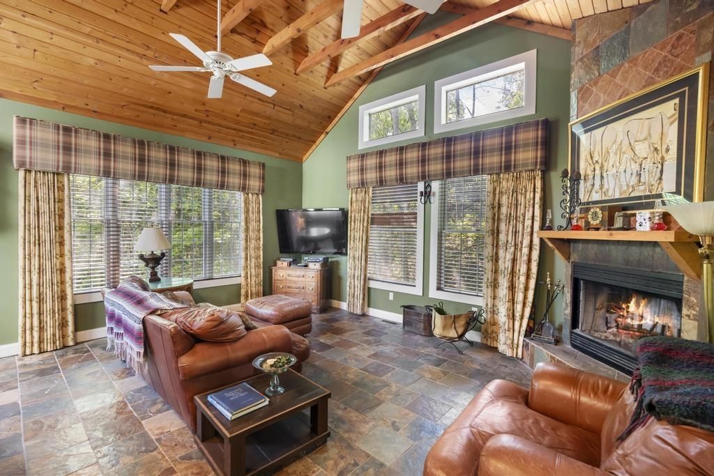 214 Newman, Charlevoix township