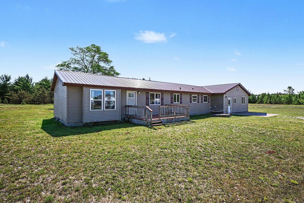 5156 Kellie, Springville township