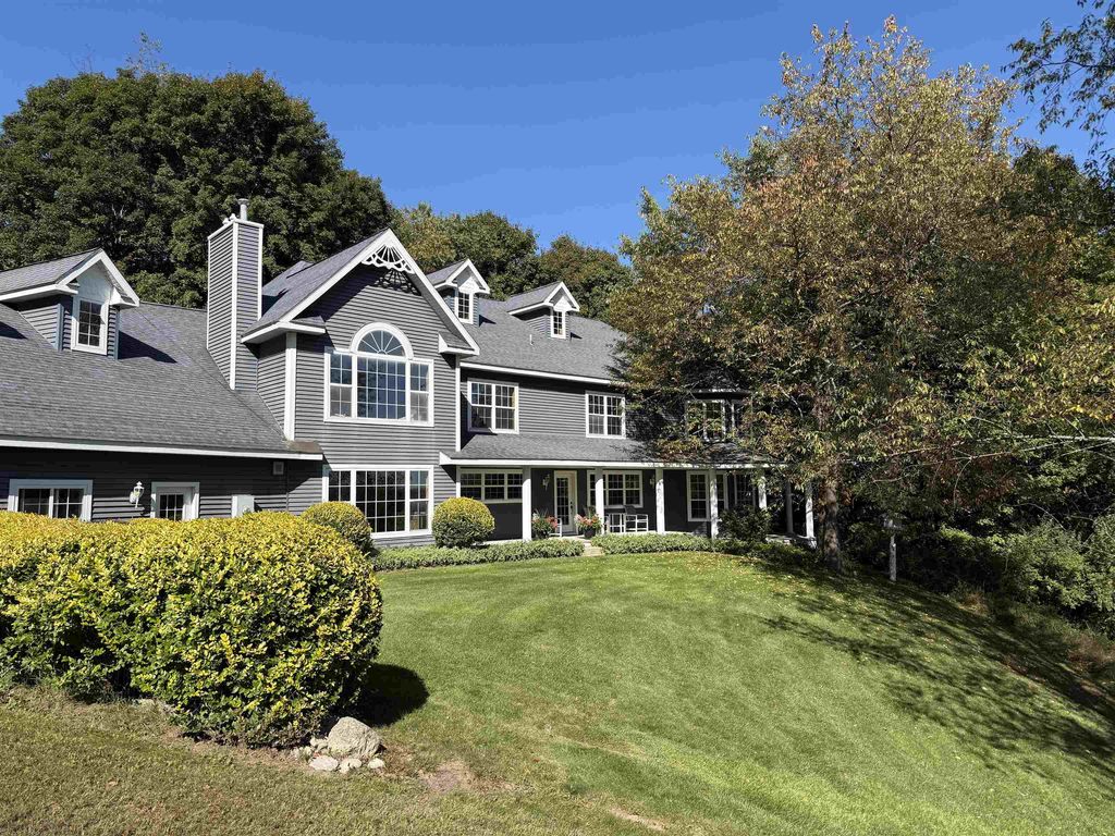 8401 S Sullivan Rd, Cedar