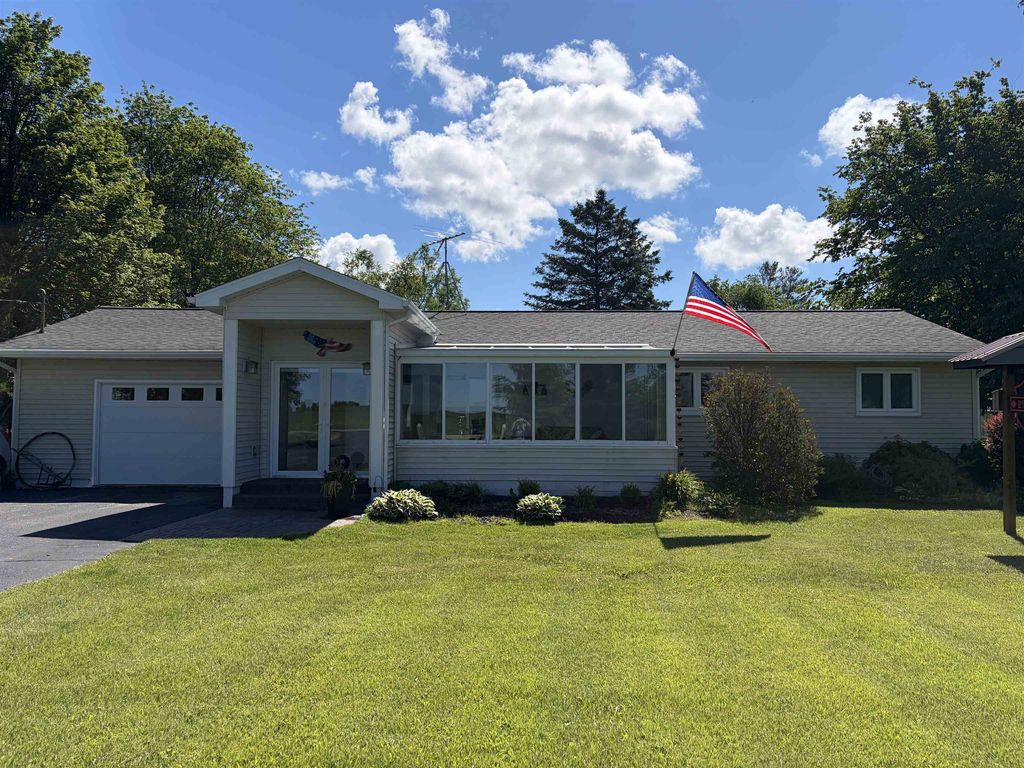 2181 S Mcgee, Reeder township