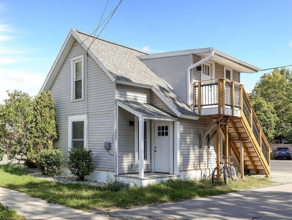 509 Rose, Traverse City city