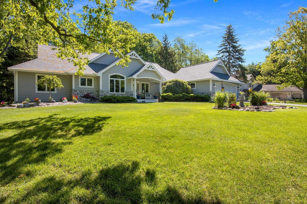 3640 Kennedy, Acme township
