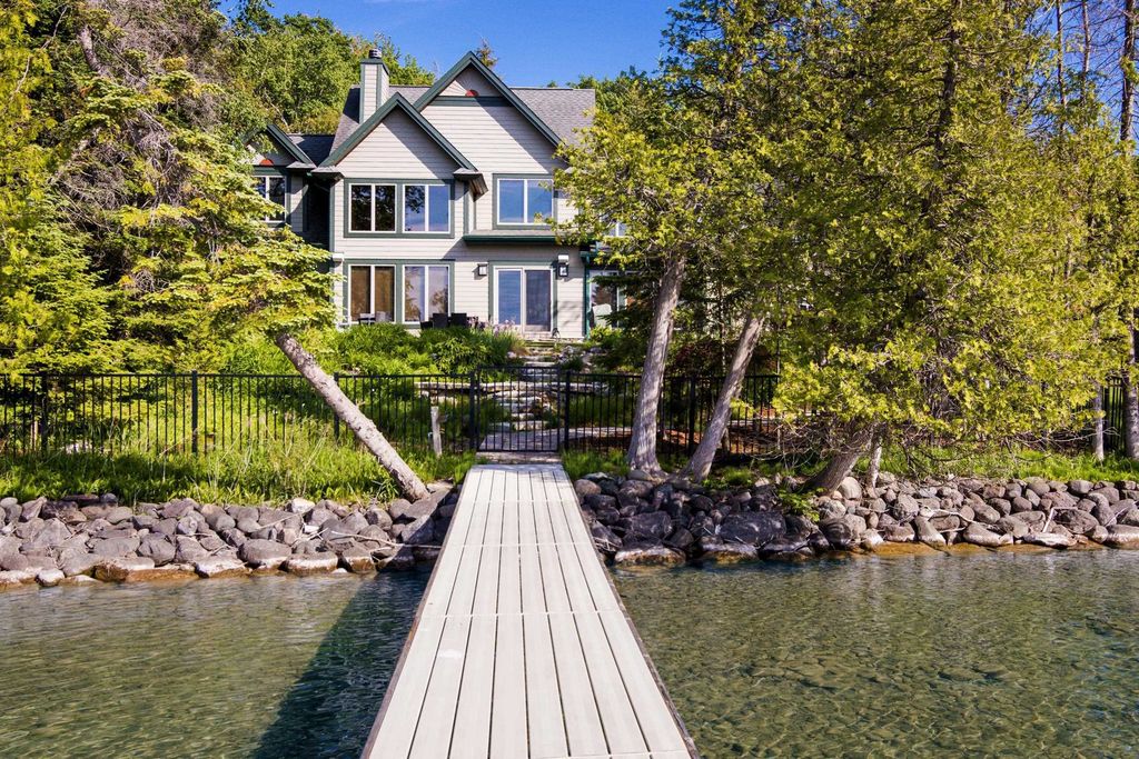 10242 E Elk Lake, Milton township