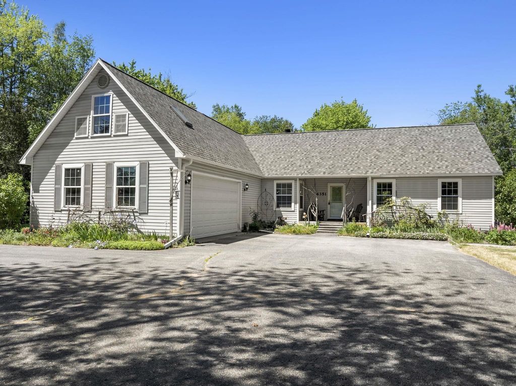 6351 Cherry Blossom, Green Lake township