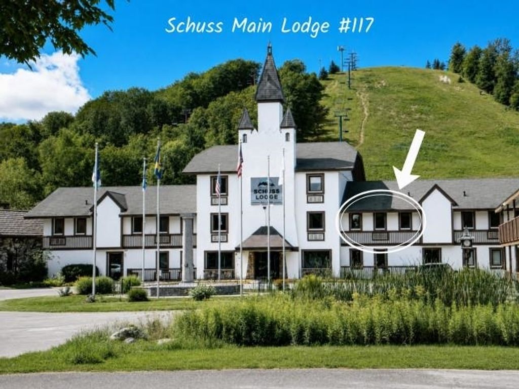 6500 Schuss Mountain, Mancelona