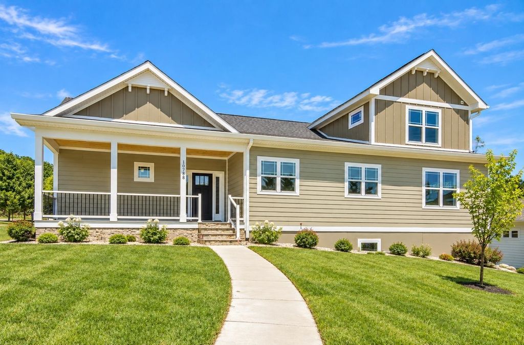 10788 Shrewbury, Traverse City