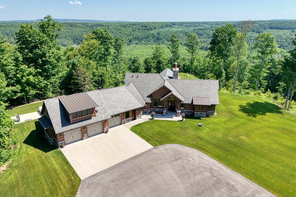 3375 Crum, Joyfield township