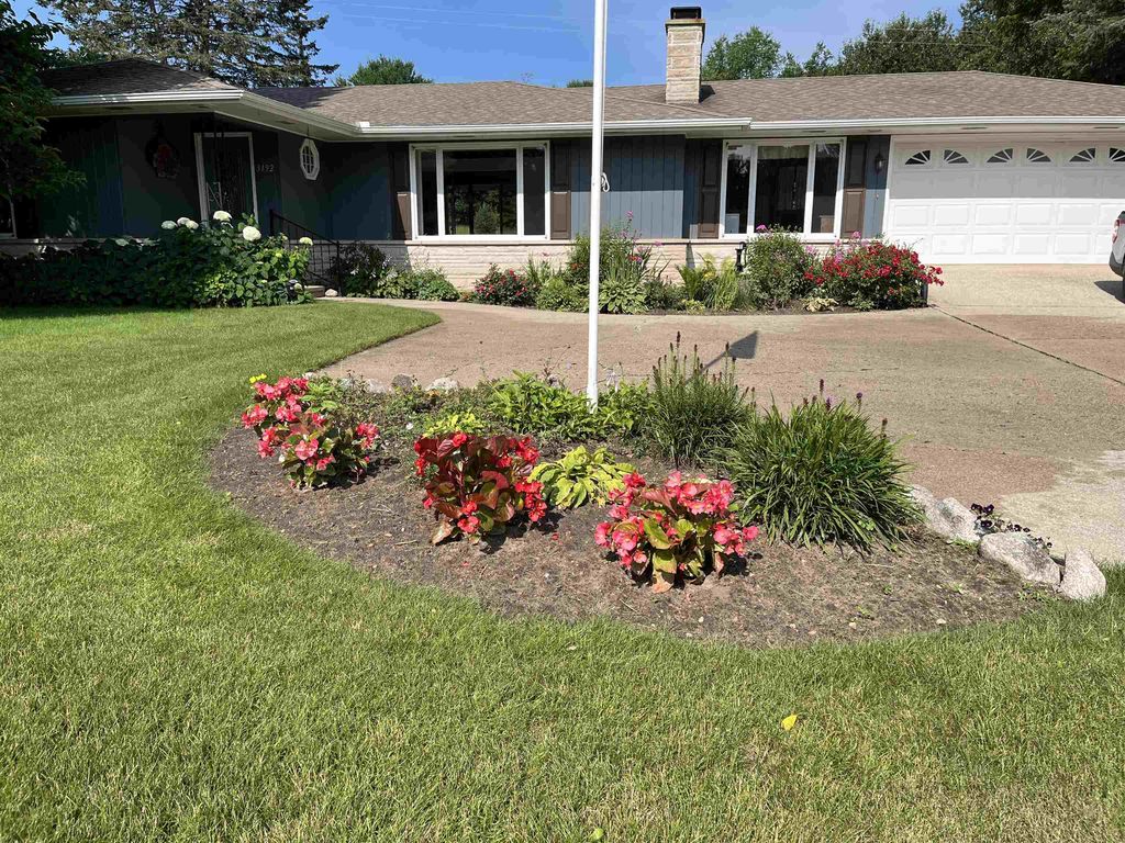 3192 S M-88, Forest Home township