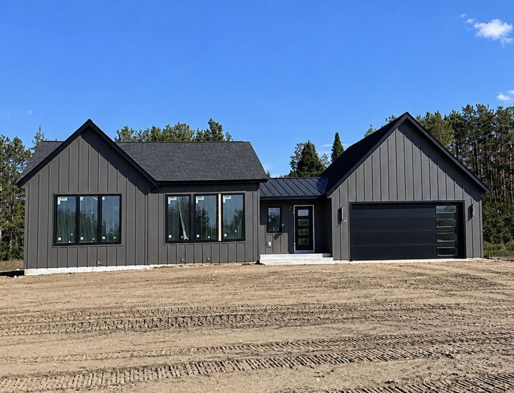 4492 Ridgewater, Traverse City