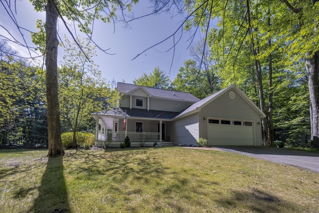 151 Dubonnet, Green Lake township