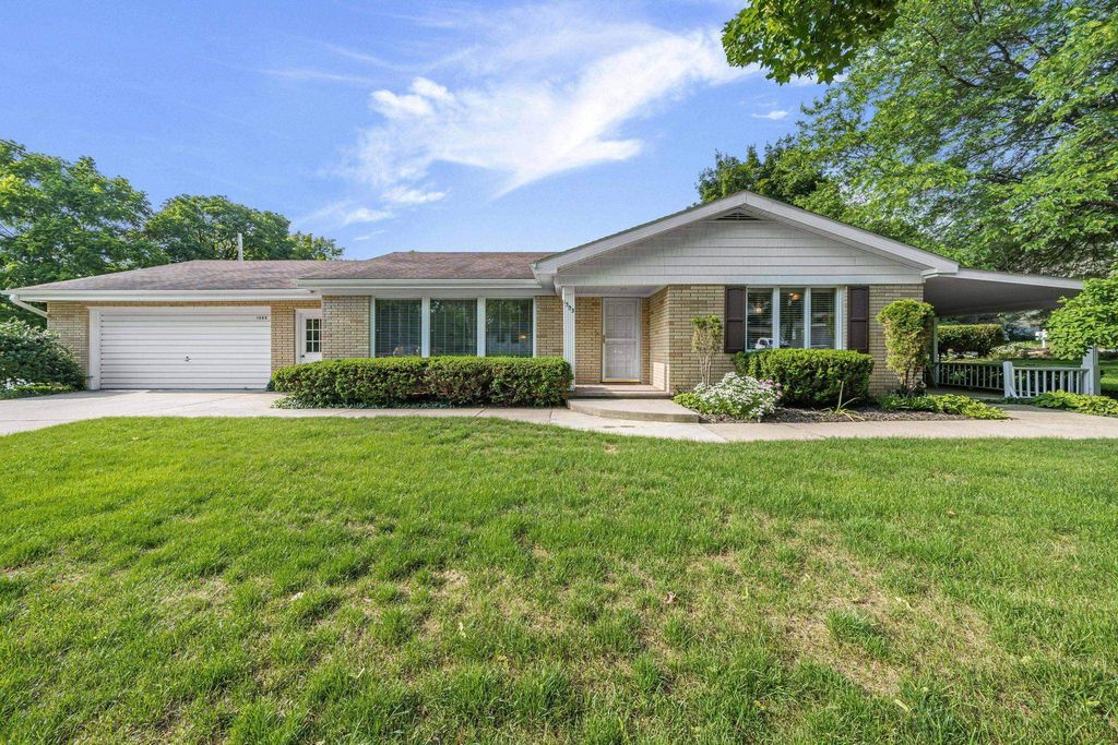 1303 Ramsdell, Traverse City city