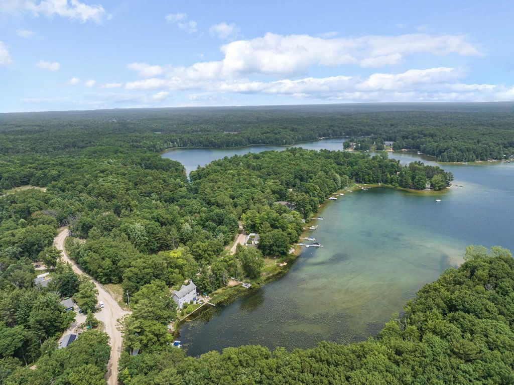 5296 Scout Camp, East Bay township