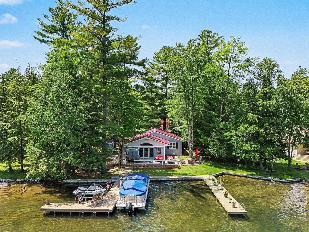 14123 Torch River, Milton township