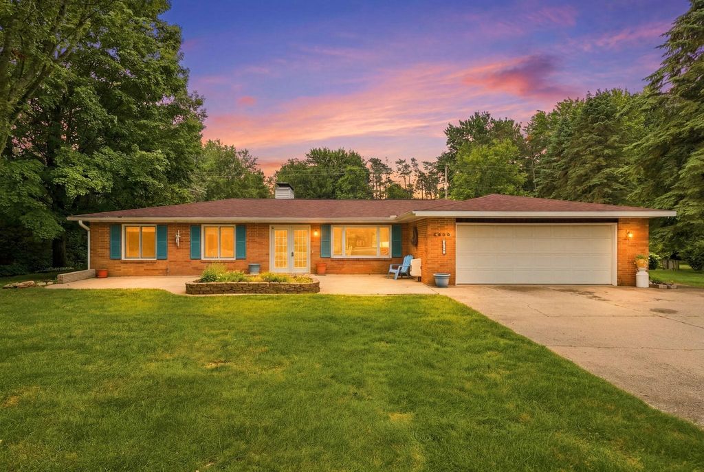 4200 E M-55, Cherry Grove township