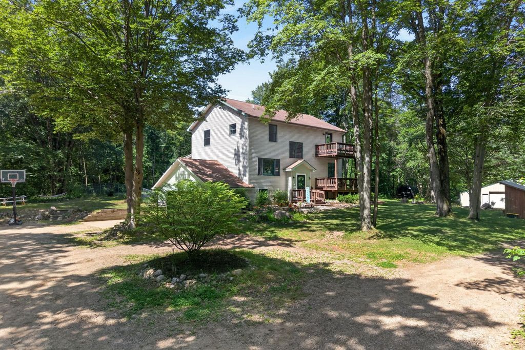 5358 S Seeley, Haring charter township