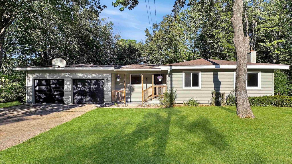 226 Seneca, Cadillac city