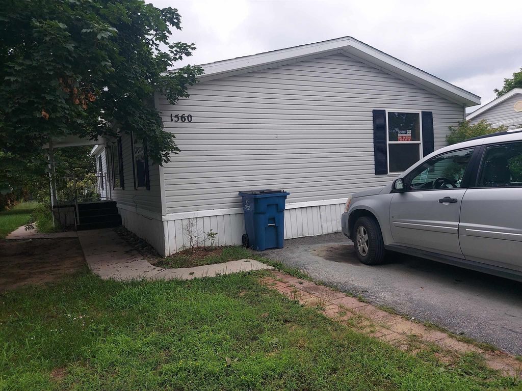1560 Pauls, Garfield charter township