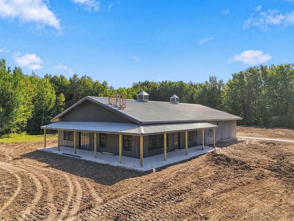 273 N Three Mile, East Bay township