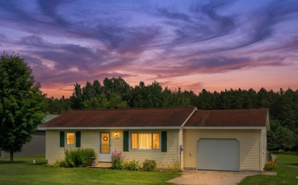 6300 N Nelson, Norwich township