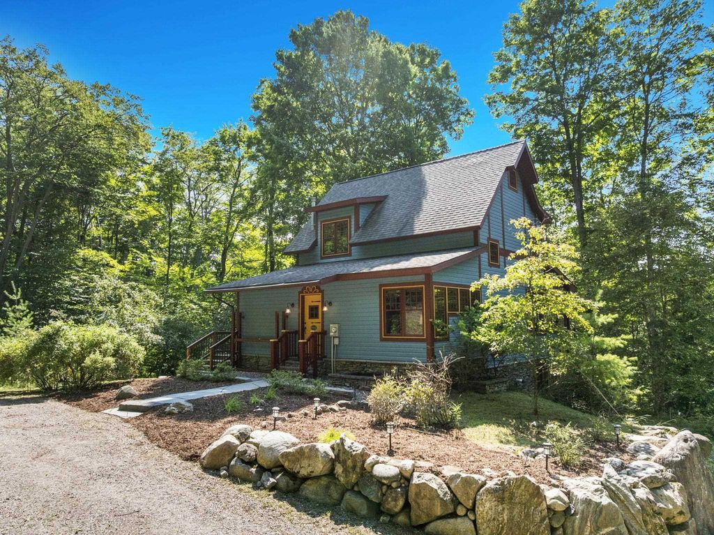 655 S East Torch Lake Dr, Forest Home township