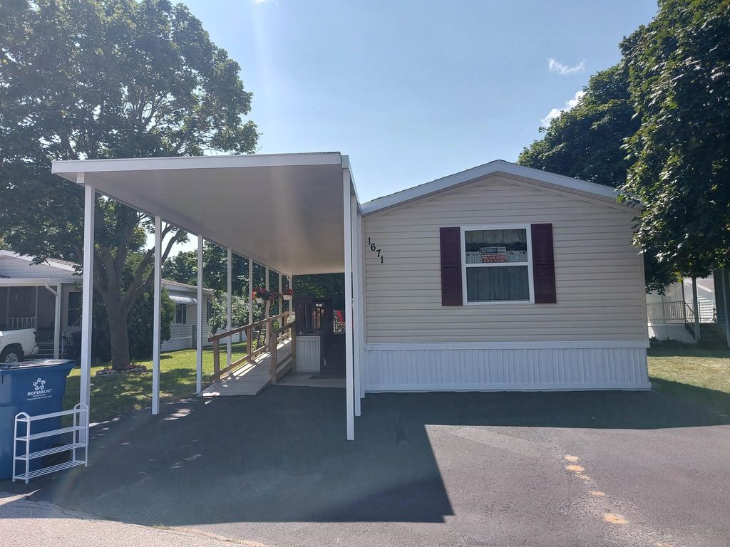1671 David, Garfield charter township