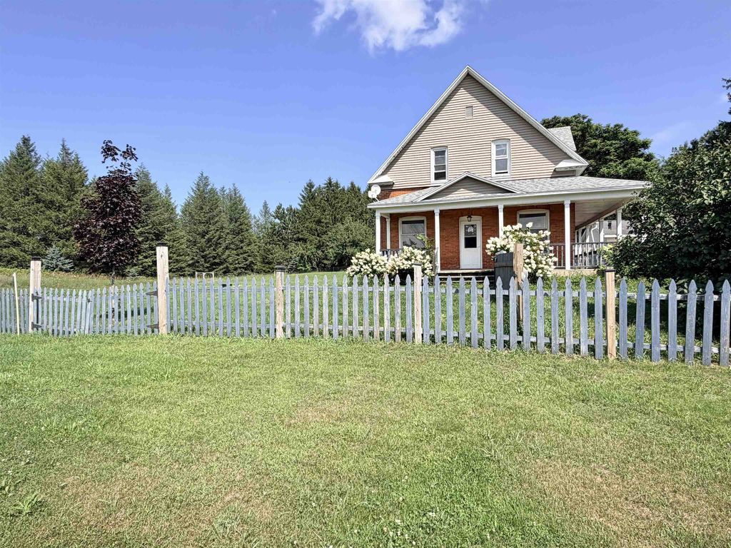 10891 S Lucas, Richland township
