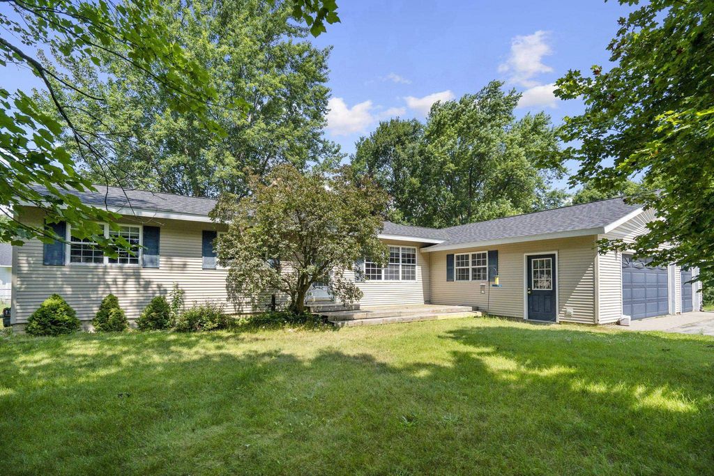 2218 Tamara Rd, Kalkaska township