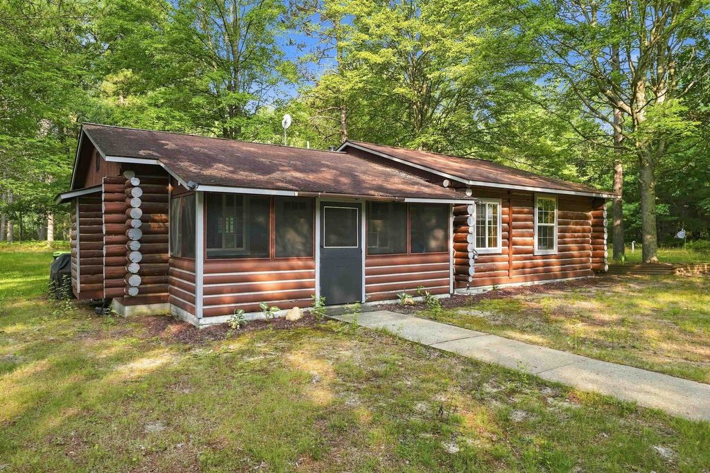 3265 W Jennings, Reeder township