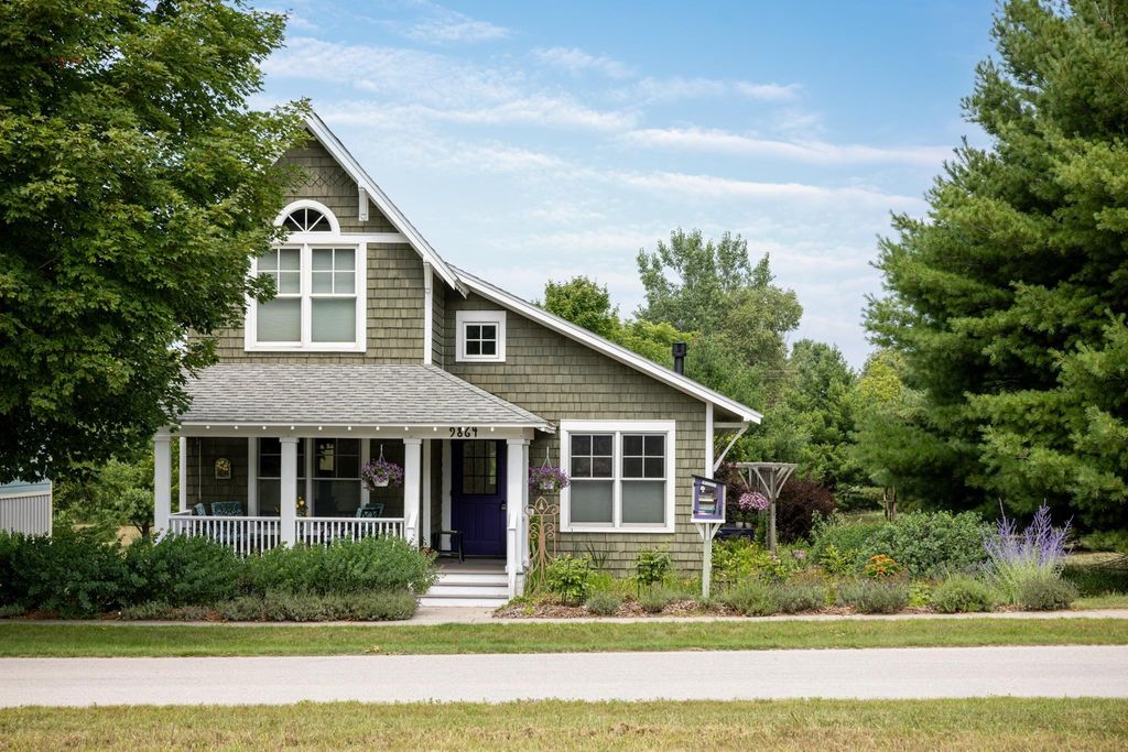 9864 W Wilce, Empire township