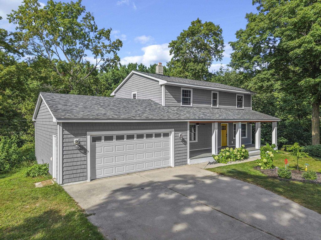 7481 E Lincoln, Elmwood charter township