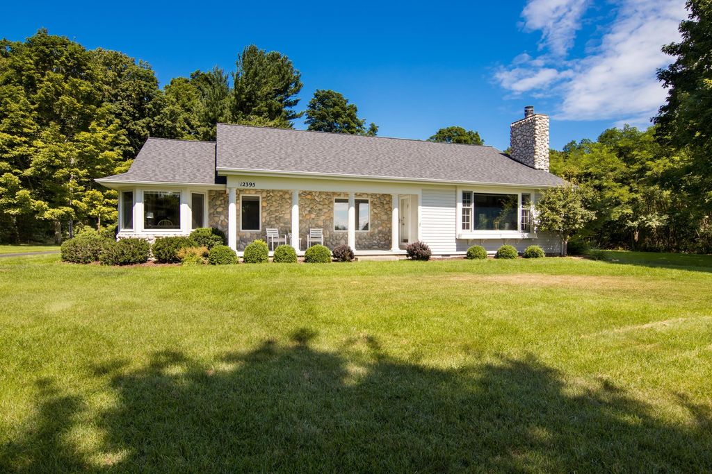 12395 E Woolsey Lake Rd, Leelanau township