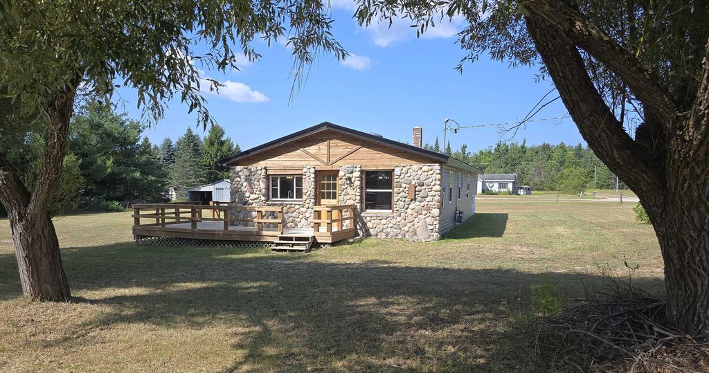 9980 N Old 27, Corwith township