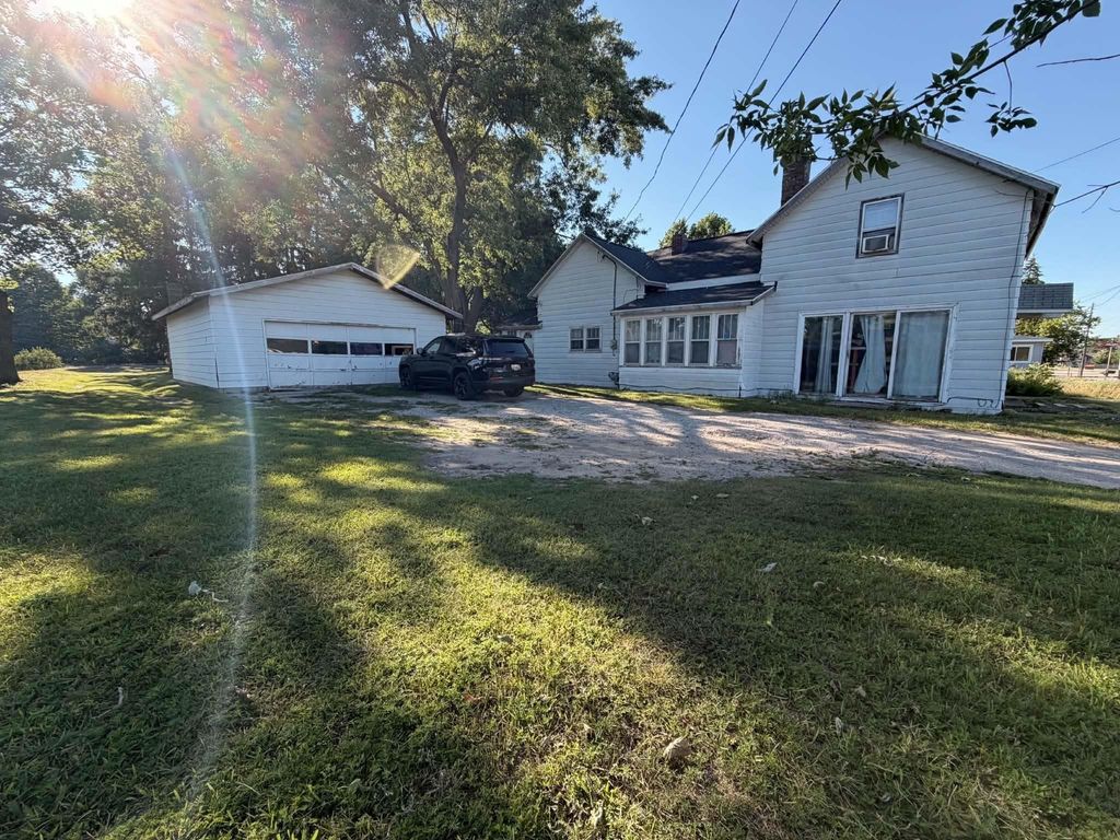 612 S Michigan, Manton city