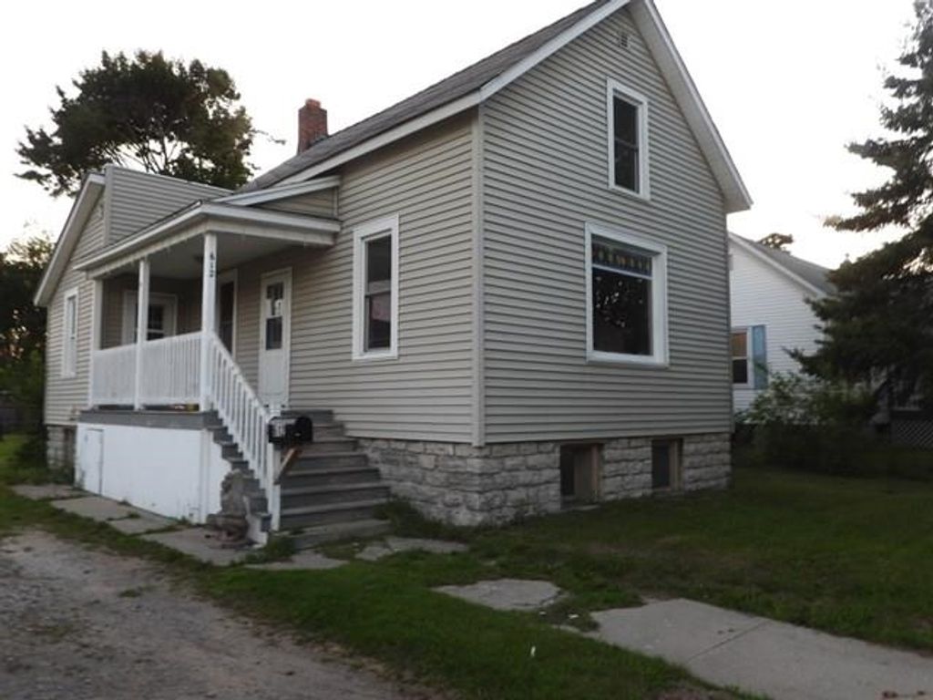 612 Saginaw, Alpena township