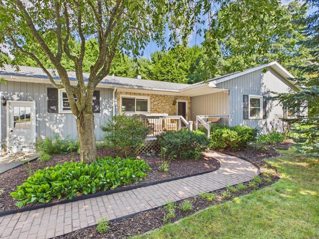 3346 Panorama, Garfield charter township