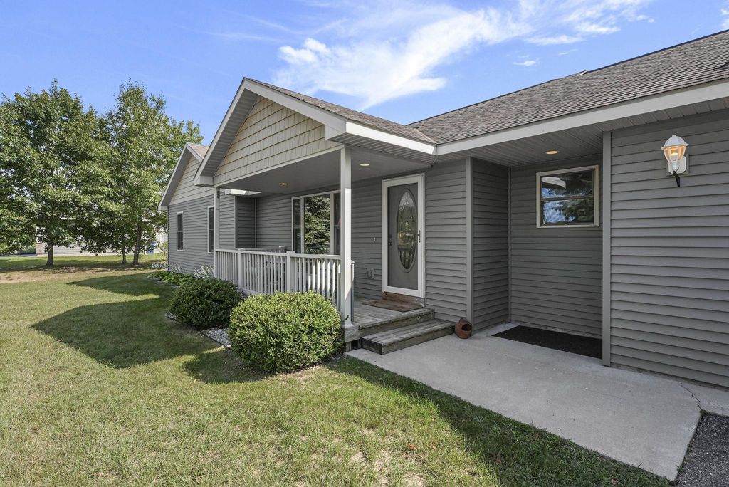 6279 Jeffrey Pl, Grawn