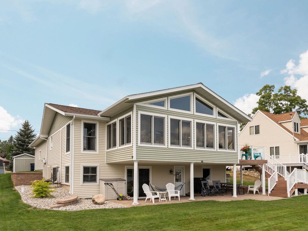 6945 W Redman Dr, Lake township
