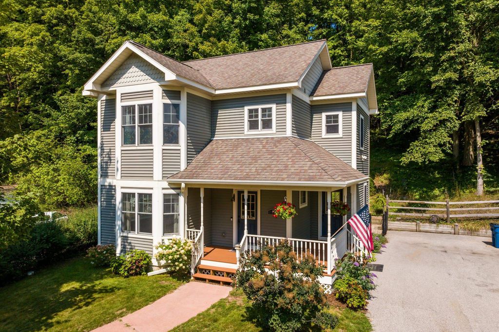 11140 Main St, Homestead township