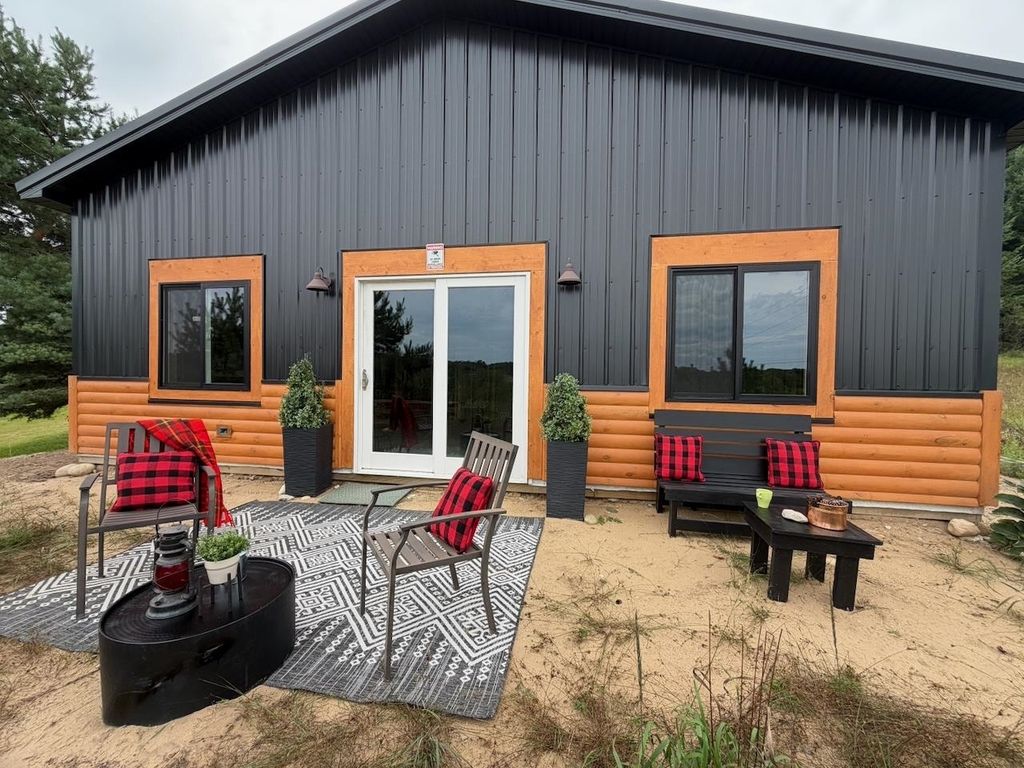 4239 Schoolcraft, Kearney township