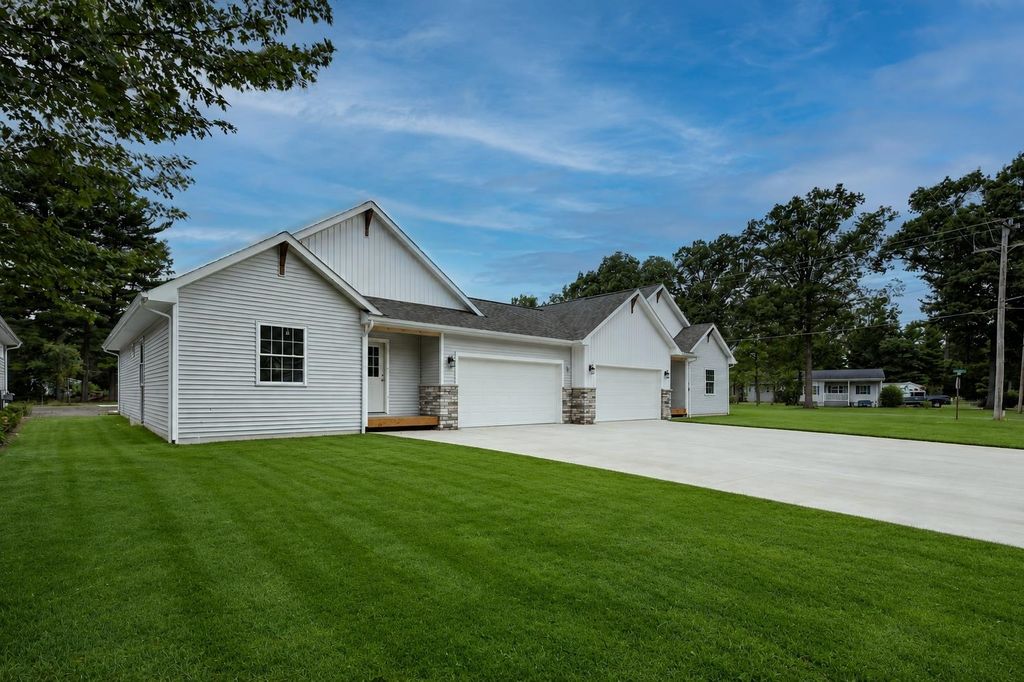 1704 Woodward, Garfield charter township